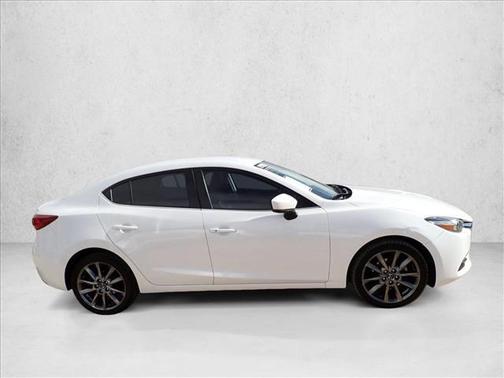 2018 Mazda Mazda3 Touring