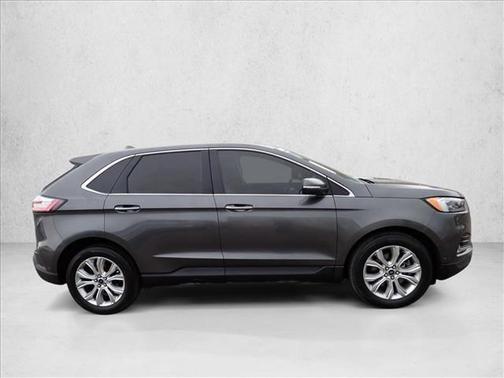 Magnetic Metallic 2020 Ford Edge Titanium