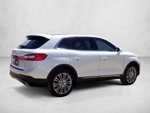 White Platinum Metallic Tri-Coat 2016 Lincoln MKX Reserve