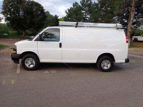 2022 Chevrolet Express 2500 RWD 2500 Regular Wheelbase WT