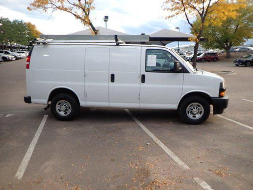2022 Chevrolet Express 2500 RWD 2500 Regular Wheelbase WT