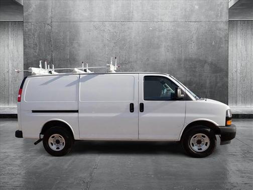 2022 Chevrolet Express 3500 RWD 3500 Regular Wheelbase WT