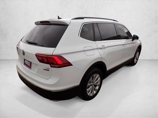 Pure White 2018 Volkswagen Tiguan 2.0T SEL