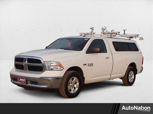 2017 RAM 1500 SLT