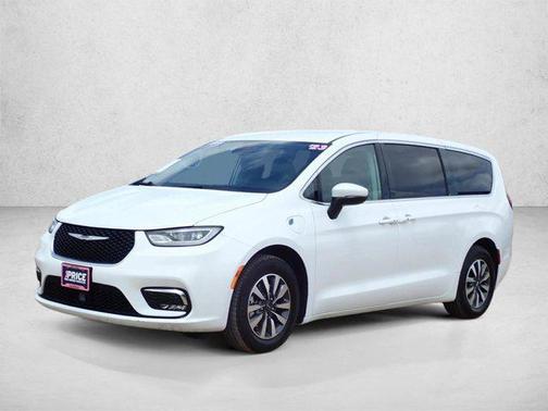 Bright White Clearcoat 2023 Chrysler Pacifica Hybrid Touring L