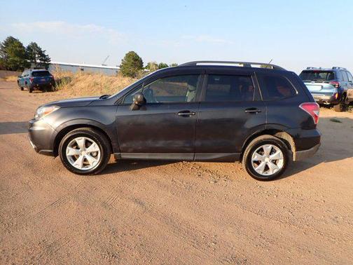 2015 Subaru Forester 2.5i