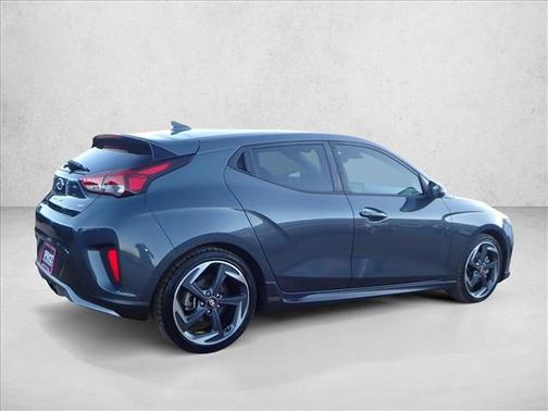 2019 Hyundai Veloster Base