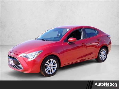 Pulse 2018 Toyota Yaris iA Base