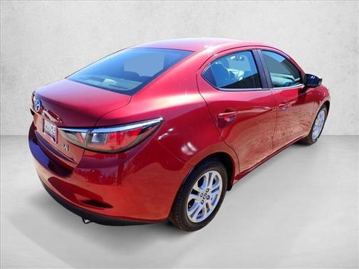 Pulse 2018 Toyota Yaris iA Base