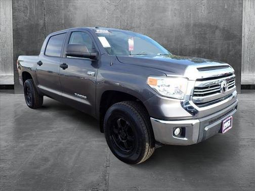 2017 Toyota Tundra SR5