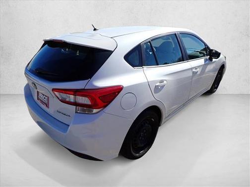 2019 Subaru Impreza 2.0i