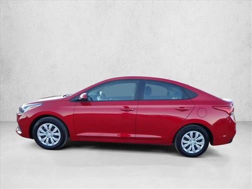 2022 Hyundai Accent SE