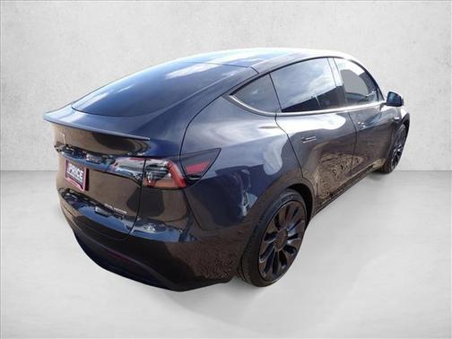 2024 Tesla Model Y Performance Dual Motor All-Wheel Drive