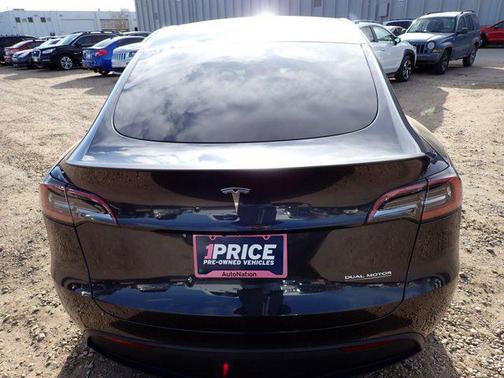 2024 Tesla Model Y Performance Dual Motor All-Wheel Drive