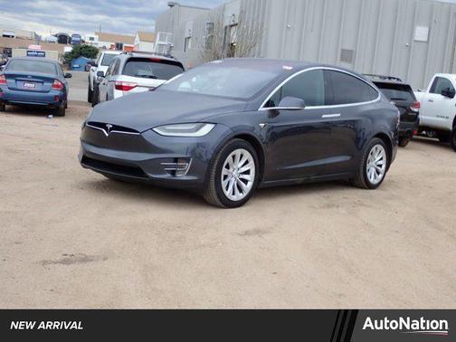 Silver Metallic 2018 Tesla Model X 75D