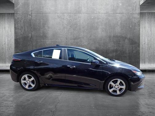 2017 Chevrolet Volt LT