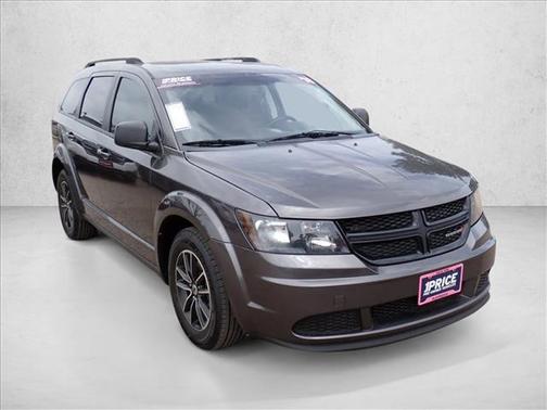 Granite Pearlcoat 2018 Dodge Journey SE
