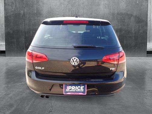 2017 Volkswagen Golf TSI S 4-Door