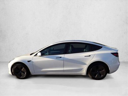 2022 Tesla Model 3 Standard Range