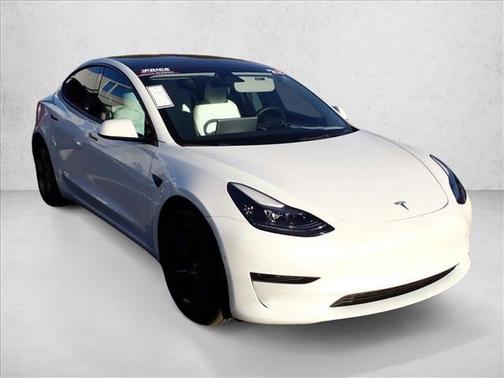 2022 Tesla Model 3 Standard Range