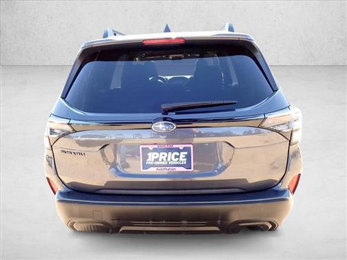 Magnetite Gray Metallic 2025 Subaru Forester Premium