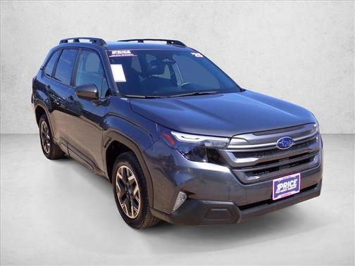 Magnetite Gray Metallic 2025 Subaru Forester Premium