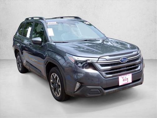 Magnetite Gray Metallic 2025 Subaru Forester Premium