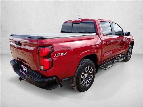 Radiant Red Tintcoat 2026 Chevrolet Colorado Z71
