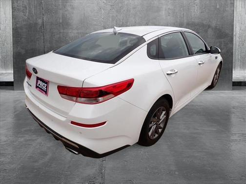 2020 Kia Optima LX