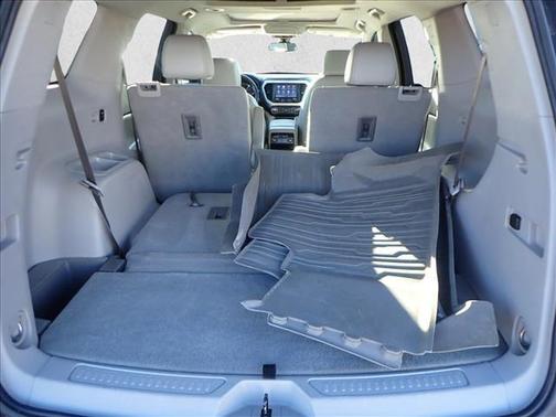 2022 GMC Acadia FWD SLT