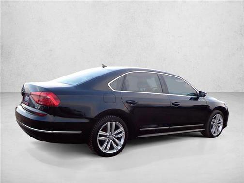 2016 Volkswagen Passat V6 SEL Premium