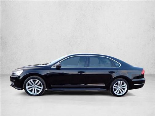 2016 Volkswagen Passat V6 SEL Premium