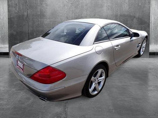 2004 Mercedes-Benz SL-Class 2dr Roadster 5.0L