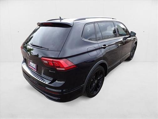 2022 Volkswagen Tiguan 2.0T SE R-Line Black 4MOTION