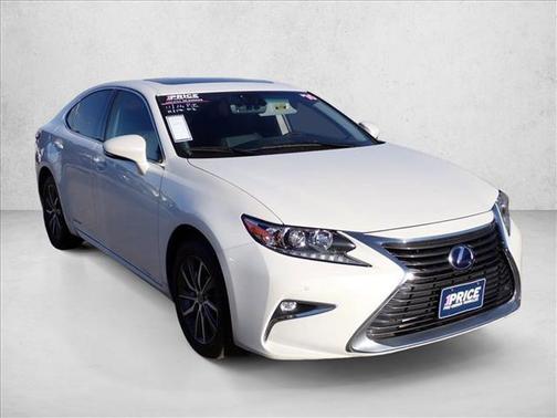 2016 Lexus ES 300h Base