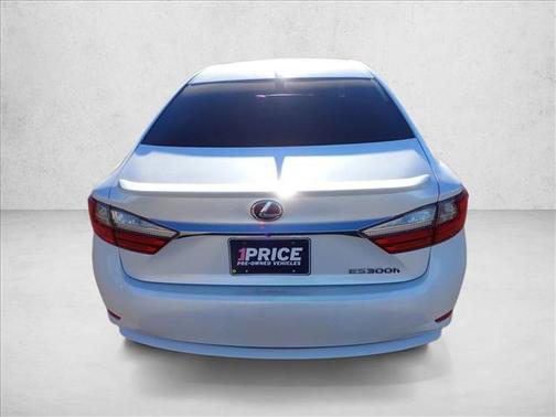 2016 Lexus ES 300h Base