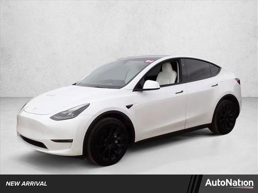 2024 Tesla Model Y Long Range Dual Motor All-Wheel Drive