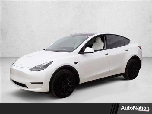 2024 Tesla Model Y Long Range Dual Motor All-Wheel Drive