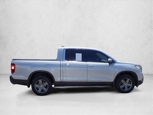 Lunar Silver Metallic 2022 Honda Ridgeline RTL-E