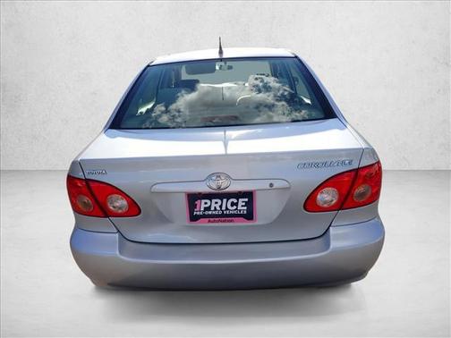 2005 Toyota Corolla LE