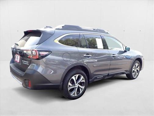 2022 Subaru Outback Touring XT
