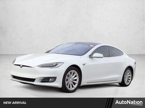 Pearl White Multi-Coat 2018 Tesla Model S 75D