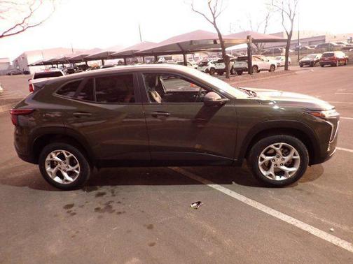 Harvest Bronze Metallic 2024 Chevrolet Trax LS