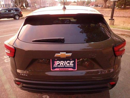 Harvest Bronze Metallic 2024 Chevrolet Trax LS