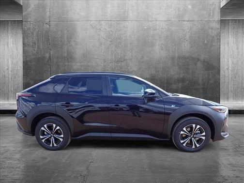 2025 Subaru Solterra Premium