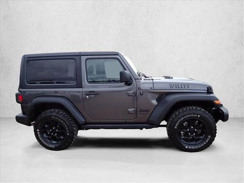 Granite Crystal Metallic Clearcoat 2022 Jeep Wrangler Willys