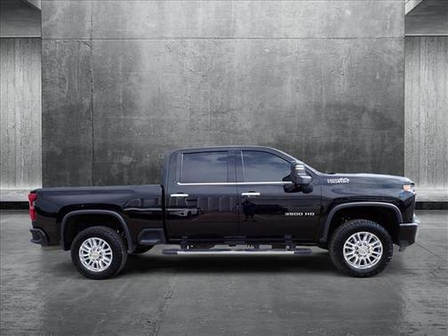 2022 Chevrolet Silverado 3500 High Country