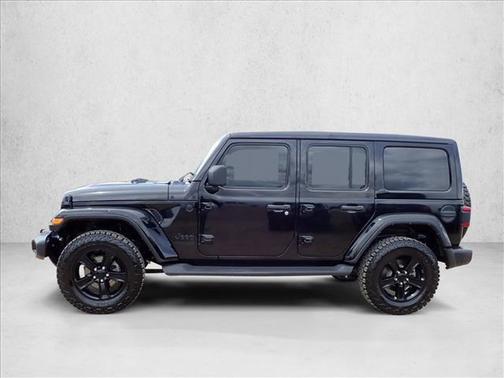 Black Clearcoat 2022 Jeep Wrangler Unlimited Sahara