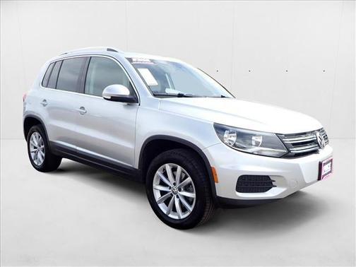 2017 Volkswagen Tiguan 2.0T Wolfsburg Edition