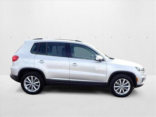 2017 Volkswagen Tiguan 2.0T Wolfsburg Edition